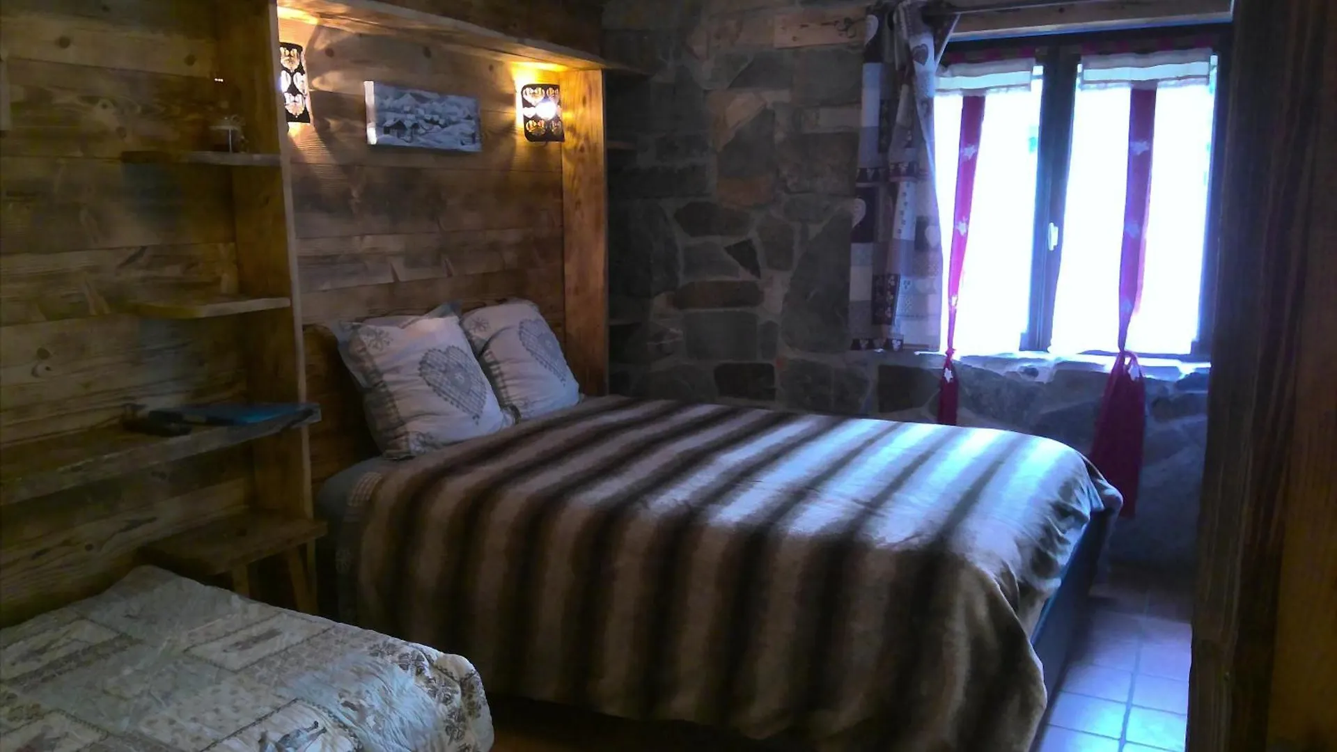 Bed & Breakfast Chambres D'Hotes Chalet De La Source Morillon