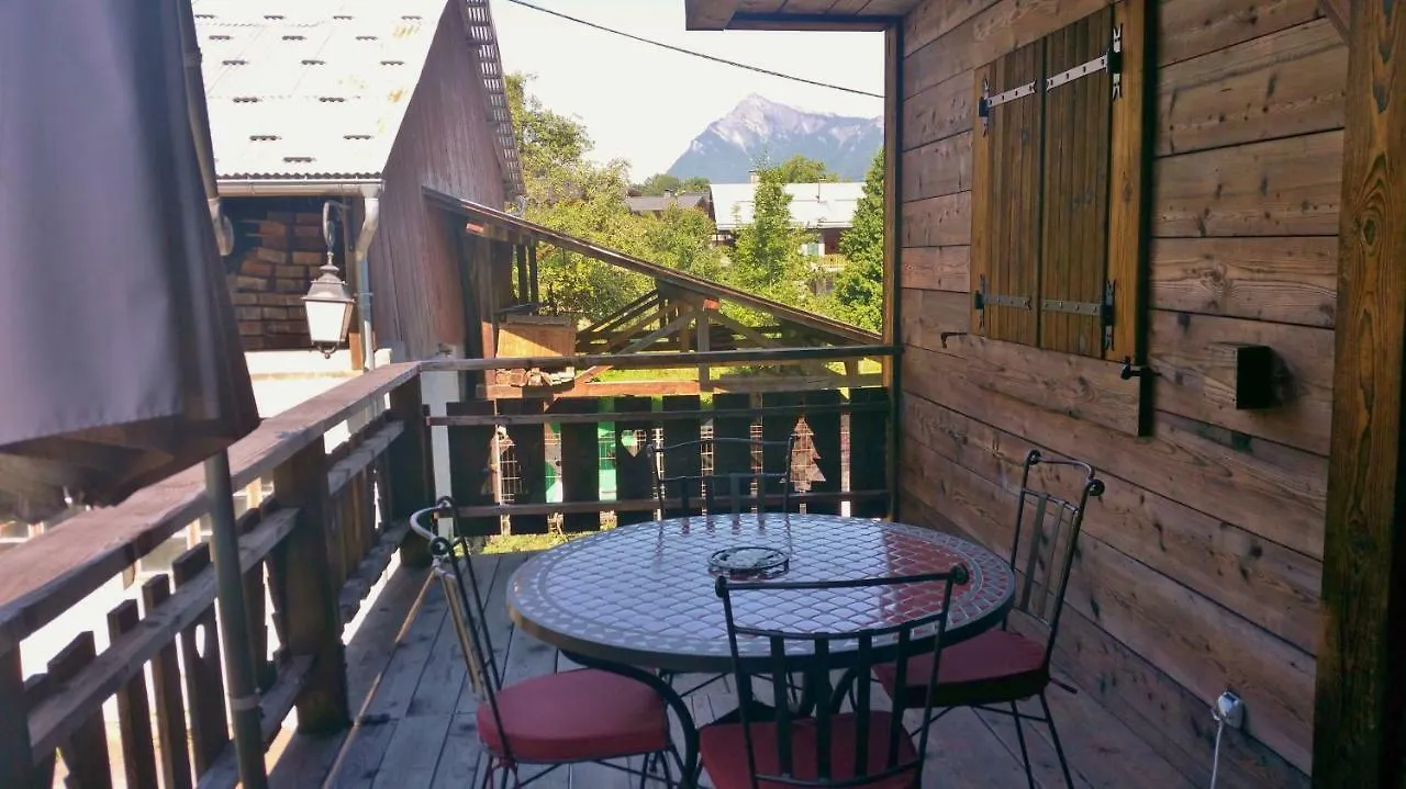 Chambres D'Hotes Chalet De La Source Morillon France